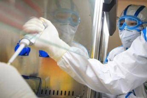 Ricerca, Aiom: &quot;In Italia -57% studi indipendenti in 15 anni&quot;