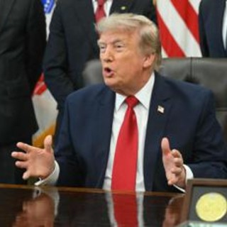 Dazi, Trump pronto a nuova guerra commerciale: nel mirino 60 paesi