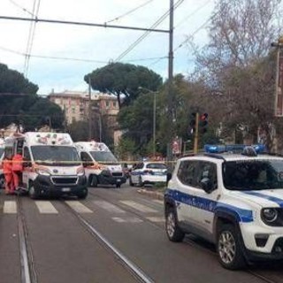 Roma, tamponamento tra due tram in via Prenestina: feriti alcuni passeggeri