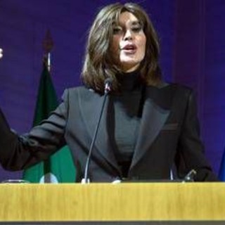 Bernini: &quot;Lingua italiana, filo d'oro che unisce, ecosistema che rappresenta, radici per il futuro&quot;