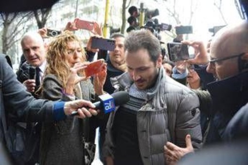 Caso Garlasco, la famiglia di Chiara Poggi non sarà parte civile contro Andrea Sempio Caso Garlasco, la famiglia di Chiara Poggi non sarà parte civile contro Andrea Sempio