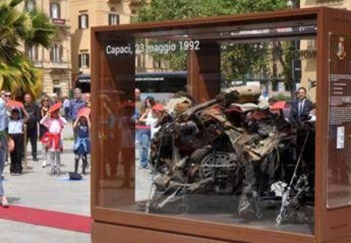 È polemica per 'trasloco' auto strage Capaci a Palermo, sindacati penitenziaria sul piede di guerra