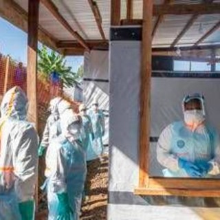 Ebola, epidemia in Congo cresce a velocità eccezionale. Oms: "3.605 casi con 1.587 morti" Ebola, epidemia in Congo cresce a velocità eccezionale. Oms: "3.605 casi con 1.587 morti"