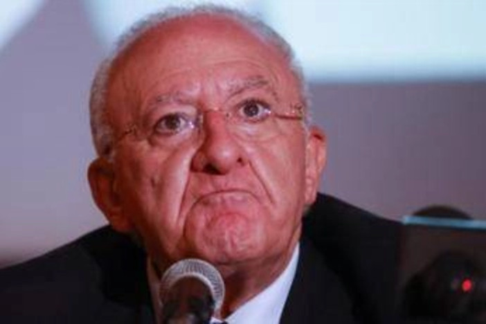 Terzo mandato, oggi la decisione della Consulta: attesa per verdetto su De Luca