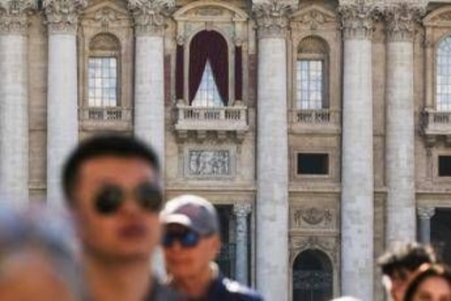 Conclave elegge il nuovo Papa, l'annuncio con l'habemus papam