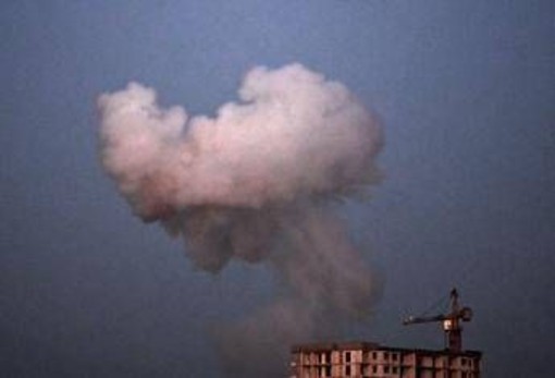 Ucraina, massiccio attacco notturno su Kiev. Zelensky: &quot;Almeno 8 morti&quot;