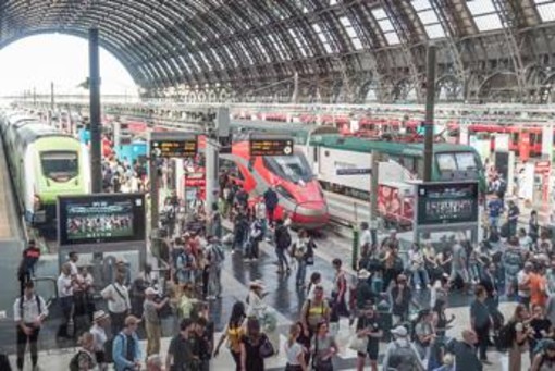 Treni a rischio, sciopero del personale FS dalle 21 di oggi Treni a rischio, sciopero del personale FS dalle 21 di oggi
