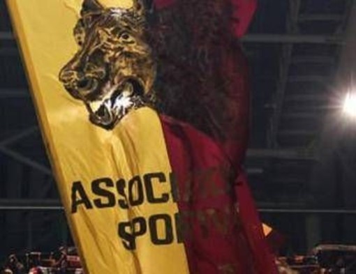 Guerriglia in A1, scontri nati da furto di bandiera romanista?