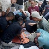 Edificio crolla nella a Gaza, almeno 11 morti: "50 bambini tra le 100 persone intrappolate, stavano dormendo" Edificio crolla nella a Gaza, almeno 11 morti: "50 bambini tra le 100 persone intrappolate, stavano dormendo"