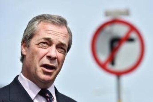 Farage contro tutti a Clacton: 34 candidati (con Count Binface) e una maxi scheda elettorale Farage contro tutti a Clacton: 34 candidati (con Count Binface) e una maxi scheda elettorale