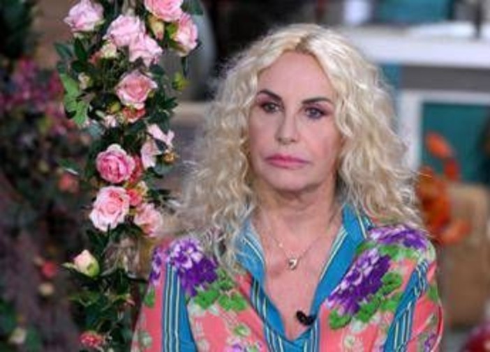 Sciopero in Rai, all'ultimo minuto salta 'È sempre mezzogiorno' con Antonella Clerici Sciopero in Rai, all'ultimo minuto salta 'È sempre mezzogiorno' con Antonella Clerici