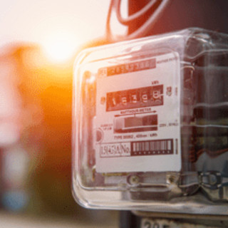 Elettricità, Arera: "Rivedere la potenza del contatore abbassa la bolletta o migliora il comfort"