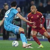 Roma-Cagliari 2-0, doppietta di Malen all'Olimpico