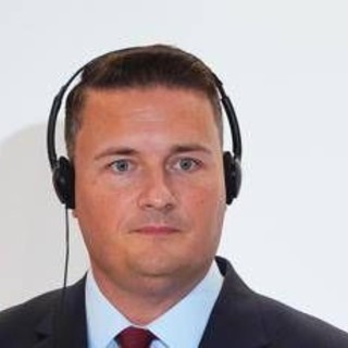 Cyberattacchi, ministro Difesa Gb: "Fate scorte per emergenza di acqua, cibo e contanti" Cyberattacchi, ministro Difesa Gb: "Fate scorte per emergenza di acqua, cibo e contanti"