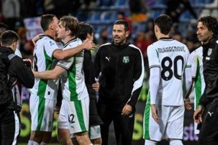 Fiorentina, crisi senza fine: il Sassuolo vince 3-1 a Reggio Emilia Fiorentina, crisi senza fine: il Sassuolo vince 3-1 a Reggio Emilia