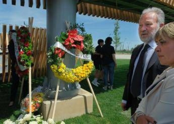 Heysel, 41 anni fa la strage di tifosi della Juve: Fdi propone "giorno ricordo vittime" Heysel, 41 anni fa la strage di tifosi della Juve: Fdi propone "giorno ricordo vittime"