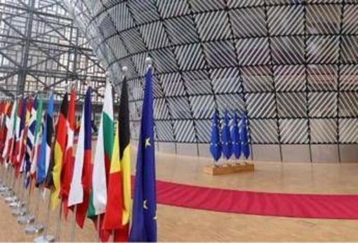 Ucraina, Ue approva 19esimo pacchetto sanzioni Russia