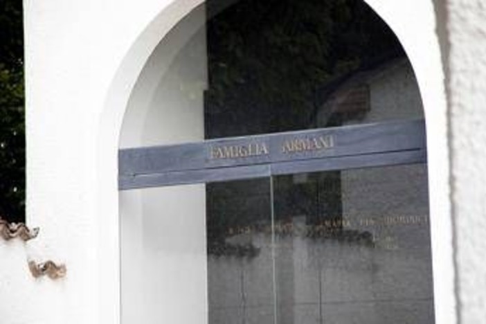 Armani, è attesa per il testamento: l'apertura entro il 17 settembre