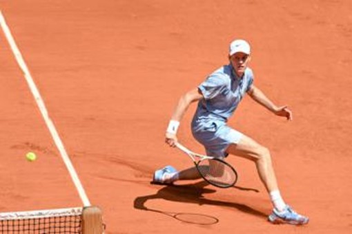 Sinner in vetta per 76esima settimana, 8 italiani in top 100 Atp Sinner in vetta per 76esima settimana, 8 italiani in top 100 Atp