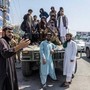Afghanistan, cinque anni fa cadeva Kabul: la 'pace' dei Talebani in un'emergenza senza fine