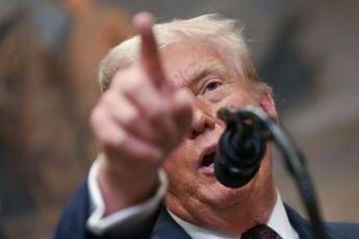 Dazi Usa, misure in vigore dal 7 agosto: confermato accordo con Ue al 15%