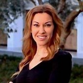 "Non guardate l'eclissi, io ho perso la vista", il messaggio dell'ex deputata spagnola "Non guardate l'eclissi, io ho perso la vista", il messaggio dell'ex deputata spagnola