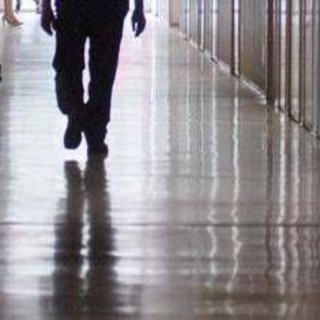 Focolaio di meningite a Napoli, l'ospedale smentisce i social: "E' falso" Focolaio di meningite a Napoli, l'ospedale smentisce i social: "E' falso"