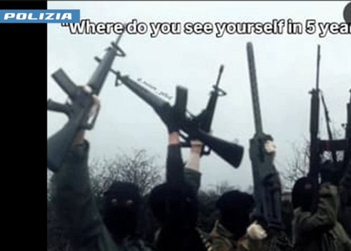 Manuali per bombe e armi in 3d, arrestato estremista nel teramano