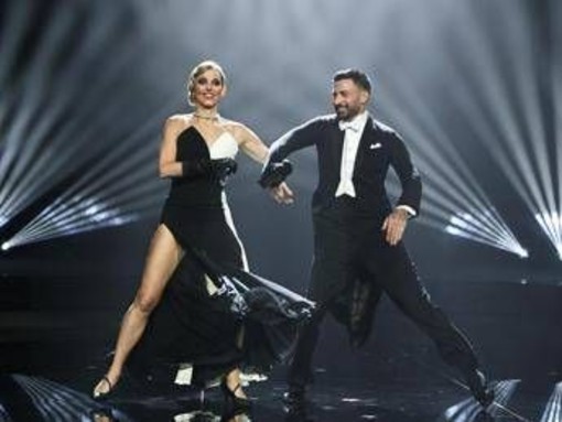 Ballando, Giovanni Pernice: "Fialdini? La più brava. Ora torno in Inghilterra" Ballando, Giovanni Pernice: "Fialdini? La più brava. Ora torno in Inghilterra"