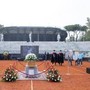 Nicola Pietrangeli, camera ardente al Foro Italico sulle note di Aznavour. Alle 15 i funerali