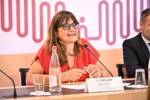 Ansuini (Bankitalia): "Risparmio cambia con longevità, serve educazione finanziaria" Ansuini (Bankitalia): "Risparmio cambia con longevità, serve educazione finanziaria"