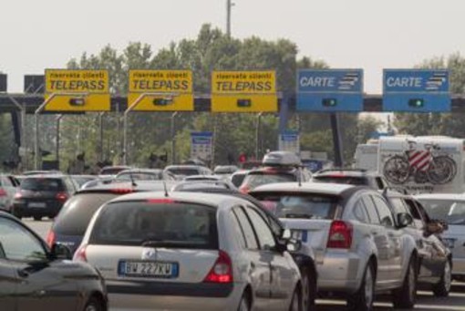 Autostrade senza caselli, la rivoluzione del Free Flow: come funziona Autostrade senza caselli, la rivoluzione del Free Flow: come funziona