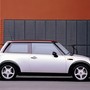 Mini celebra 25 anni in Italia, oltre 480mila vetture vendute dal debutto