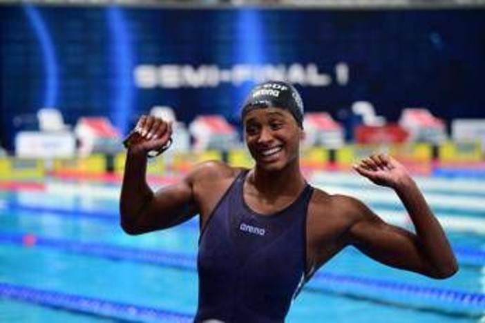 Chi è Sara Curtis, la campionessa europea e primatista mondiale dei 50 dorso Chi è Sara Curtis, la campionessa europea e primatista mondiale dei 50 dorso