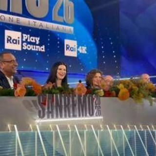 Sanremo, la prima conferenza stampa. Fiorello scherza con Conti: "Vi auguro tante polemiche"