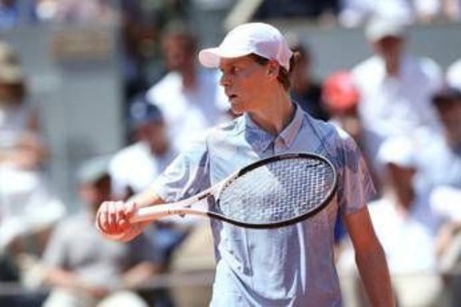 Sinner, lite con Vagnozzi al Roland Garros: "Mi lasci solo?" Sinner, lite con Vagnozzi al Roland Garros: "Mi lasci solo?"