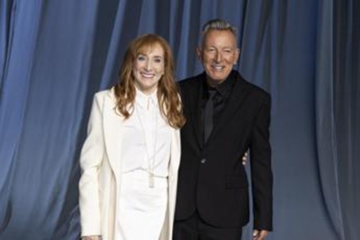 Bruce Springsteen, tumore della moglie Patti Scialfa in remissione: "La ricerca non è politica ma speranza"