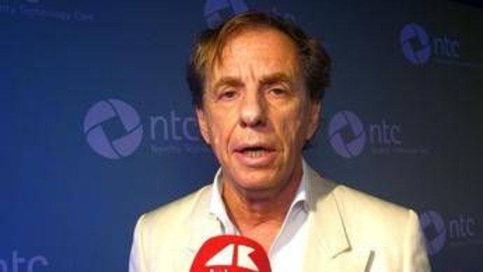 Farmaci, Selvaggio (Ntc): "Nuova combinazione evita disturbi dopo intervento cataratta" Farmaci, Selvaggio (Ntc): "Nuova combinazione evita disturbi dopo intervento cataratta"