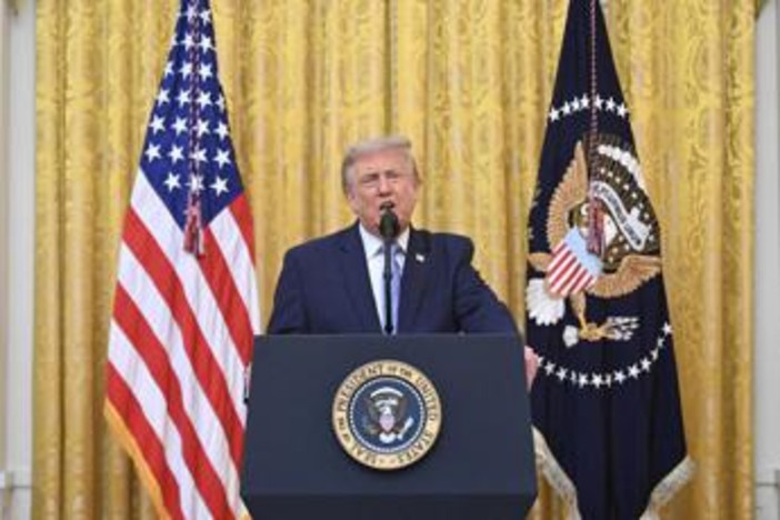 Trump denuncia il sistema elettorale Usa: "E' compromesso, Cina ha rubato dati”