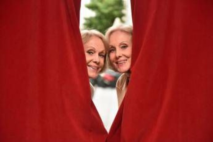 Morte insieme le gemelle Kessler: da Mara Venier a Iva Zanicchi, il ricordo dall'Italia