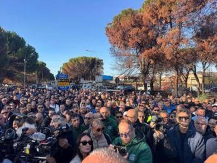 Ex Ilva, quinto giorno di mobilitazione: sciopero e presidi finiranno alle 23