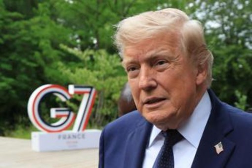 Iran, Trump: "Grande accordo, presto il testo. A Hormuz nessun pedaggio" Iran, Trump: "Grande accordo, presto il testo. A Hormuz nessun pedaggio"
