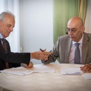 Rifiuti, Conou-Endiale, "Asse Italia-Grecia per standard Ue più elevati su riciclo oli usati"