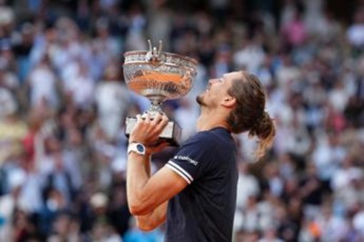 Zverev e il segreto dietro trionfo a Parigi: "Ho fatto 60 iniezioni..." Zverev e il segreto dietro trionfo a Parigi: "Ho fatto 60 iniezioni..."
