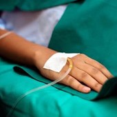 "Ho dolori pazzeschi", c'è un'anguilla viva nell'intestino: il caso (quasi) unico al mondo "Ho dolori pazzeschi", c'è un'anguilla viva nell'intestino: il caso (quasi) unico al mondo