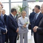 Meloni all'assemblea di Confindustria, sprint sul nucleare e un 'patto' per cambiare la burocrazia Meloni all'assemblea di Confindustria, sprint sul nucleare e un 'patto' per cambiare la burocrazia