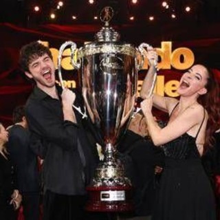 La volta buona, Nikita Perotti e il mistero dell'età. Poi, le parole per Delogu La volta buona, Nikita Perotti e il mistero dell'età. Poi, le parole per Delogu