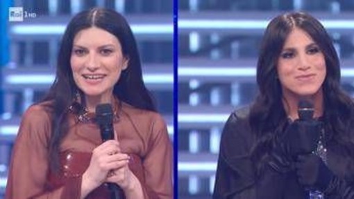 Sanremo 2026, doppia Laura Pausini sul palco: l'imitazione di Vincenzo De Lucia