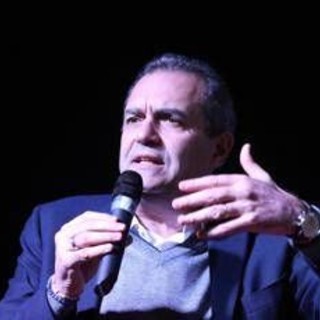 Luigi De Magistris: "Mi ricandido sindaco di Napoli, partita aperta con Manfredi"