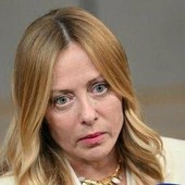 Ucraina, Meloni: "La sostengo anche per l'Italia e perché altri scenari più spaventosi"